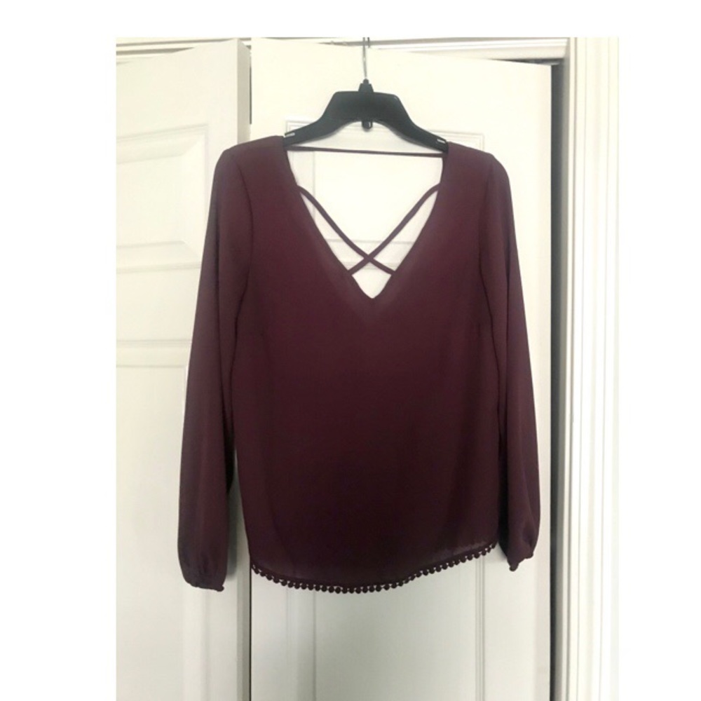 Low cut magenta top